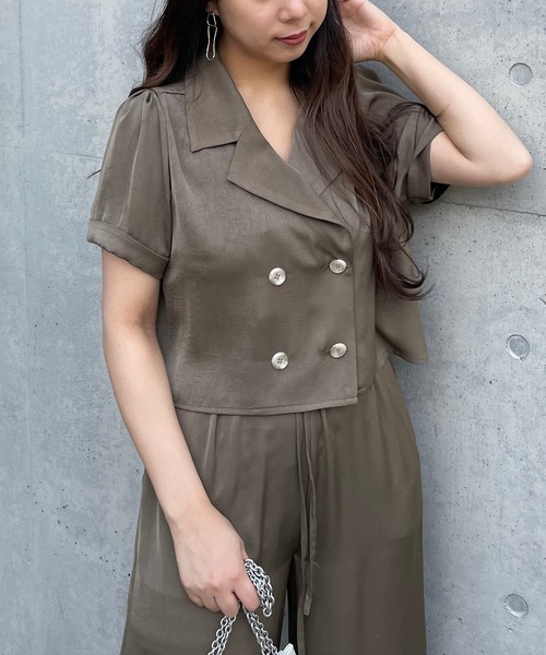 SPIRALGIRL(スパイラルガール)の「ワッシャーサテンダブルボタンセットアップ(ワンピース・レディース・ブラック/カーキ/グリーン・FREE)」の7枚目の写真