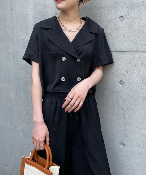 SPIRALGIRL(スパイラルガール)の「ワッシャーサテンダブルボタンセットアップ(ワンピース・レディース・ブラック/カーキ/グリーン・FREE)」の6枚目の写真