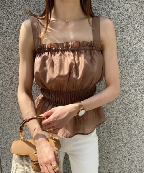 rienda(リエンダ)の「シャツビスチェトップス(キャミソール・レディース・ブラック/ライトグリーン/ライトブラウン・FREE)」の3枚目の写真