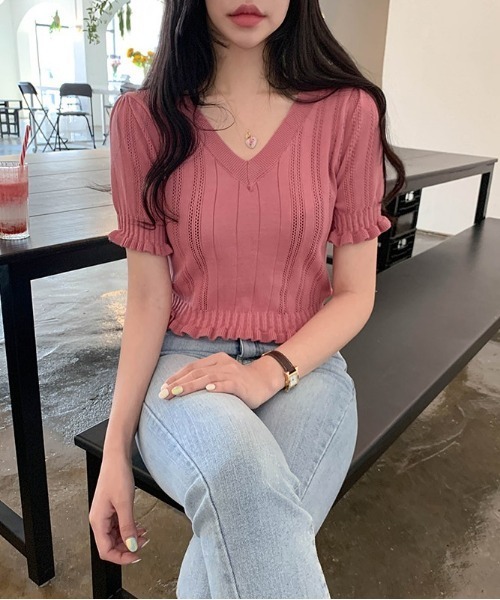 SONA（ソナ）の「SONYUNARA フリルクロップ半袖Ｖネックニット（Tシャツ/カットソー・レディース・ブラック/クリーム/ミント/マスタード/ピンク・FREE）」の16枚目の写真