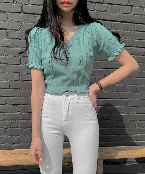 SONA（ソナ）の「SONYUNARA フリルクロップ半袖Ｖネックニット（Tシャツ/カットソー・レディース・ブラック/クリーム/ミント/マスタード/ピンク・FREE）」の6枚目の写真