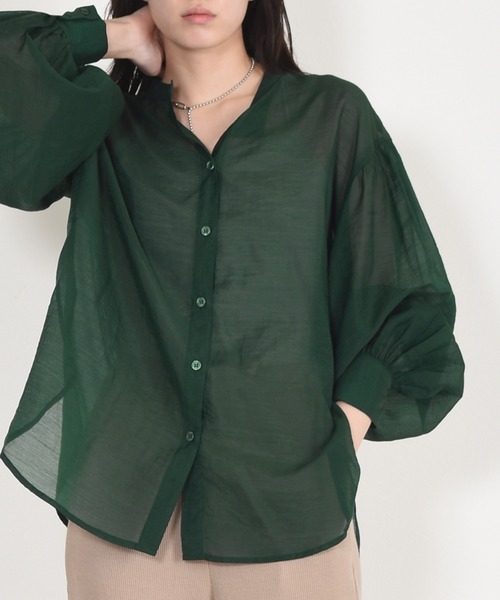 w closet（ダブルクローゼット）の「バンドカラーシアーシャツ（シャツ/ブラウス・レディース・スモークグレー/ラベンダー/ライトグリーン/ベージュ/アイボリー/グリーン・FREE）」の5枚目の写真