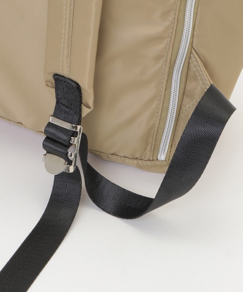 Legato Largo(レガートラルゴ)の「Legato Largo 撥水10ポケットリュック(バックパック/リュック・レディース・ブラック/ベージュ/グレー・FREE)」の13枚目の写真