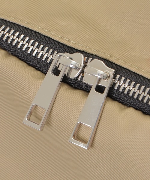 Legato Largo(レガートラルゴ)の「Legato Largo 撥水10ポケットリュック(バックパック/リュック・レディース・ブラック/ベージュ/グレー・FREE)」の14枚目の写真