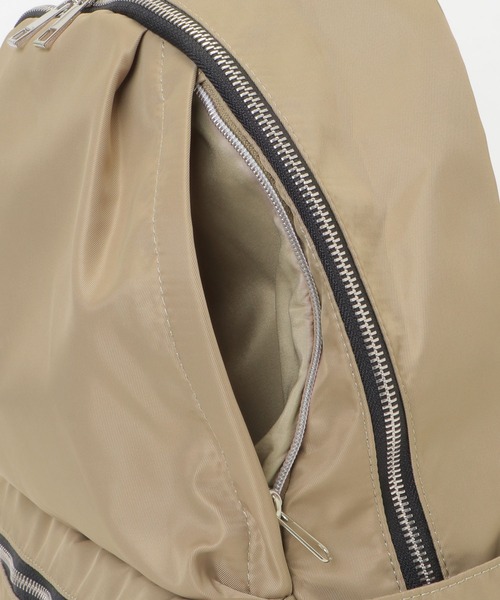 Legato Largo(レガートラルゴ)の「Legato Largo 撥水10ポケットリュック(バックパック/リュック・レディース・ブラック/ベージュ/グレー・FREE)」の9枚目の写真