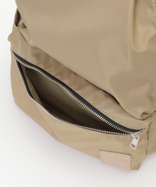 Legato Largo(レガートラルゴ)の「Legato Largo 撥水10ポケットリュック(バックパック/リュック・レディース・ブラック/ベージュ/グレー・FREE)」の10枚目の写真