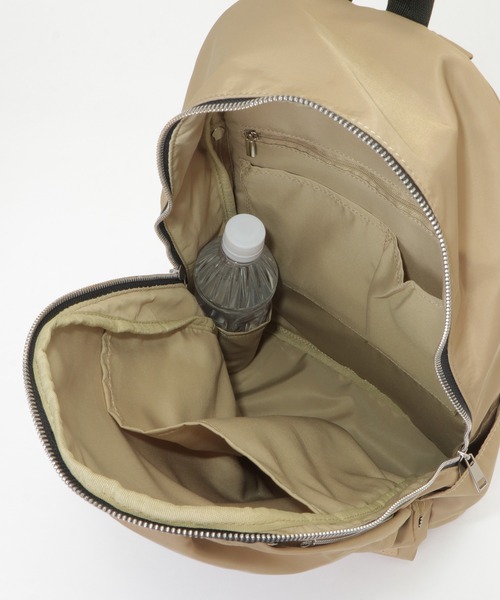 Legato Largo(レガートラルゴ)の「Legato Largo 撥水10ポケットリュック(バックパック/リュック・レディース・ブラック/ベージュ/グレー・FREE)」の7枚目の写真