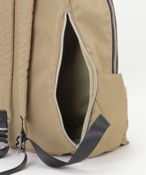 Legato Largo(レガートラルゴ)の「Legato Largo 撥水10ポケットリュック(バックパック/リュック・レディース・ブラック/ベージュ/グレー・FREE)」の12枚目の写真