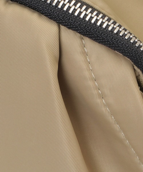Legato Largo(レガートラルゴ)の「Legato Largo 撥水10ポケットリュック(バックパック/リュック・レディース・ブラック/ベージュ/グレー・FREE)」の16枚目の写真