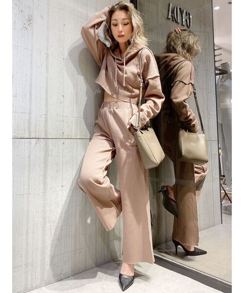 GYDA（ジェイダ）の「ショートスウェットパーカー（パーカー・レディース・ブラック/ベージュ/ブラウン・FREE）」の13枚目の写真