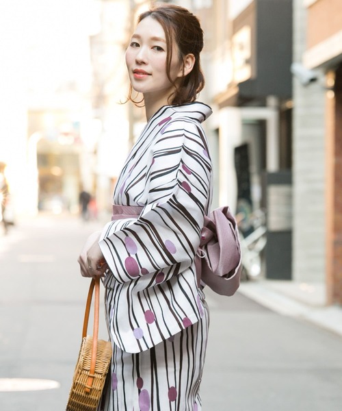 URBAN RESEARCH ROSSO WOMEN（アーバンリサーチ　ロッソ）の「浴衣　縞と葡萄（浴衣・レディース・ホワイト・FREE）」の4枚目の写真
