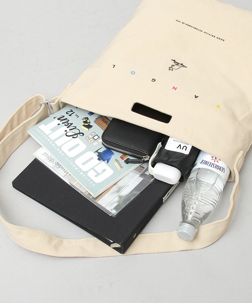 KANGOL（カンゴール）の「スケートボード カラフルロゴ キャンバス ショルダー トートバッグ / プラスチックプレートチャーム付き（ショルダーバッグ・メンズ・ホワイト/ブラック・FREE）」の16枚目の写真