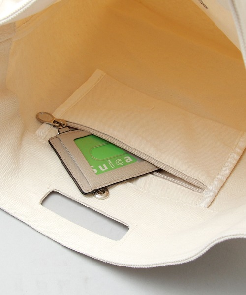 KANGOL（カンゴール）の「スケートボード カラフルロゴ キャンバス ショルダー トートバッグ / プラスチックプレートチャーム付き（ショルダーバッグ・メンズ・ホワイト/ブラック・FREE）」の19枚目の写真