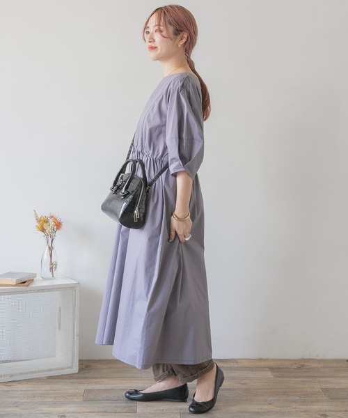 ITEMS URBANRESEARCH(アイテムズ アーバンリサーチ)の「ランタンスリーブワンピース(ワンピース・レディース・ベージュ/ブラック/グレー/モカ・FREE)」の17枚目の写真