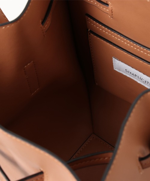 Simplicite(サンプリシテ)の「スクエアリボンショルダーBAG(ショルダーバッグ・レディース・ベージュ・FREE)」の4枚目の写真