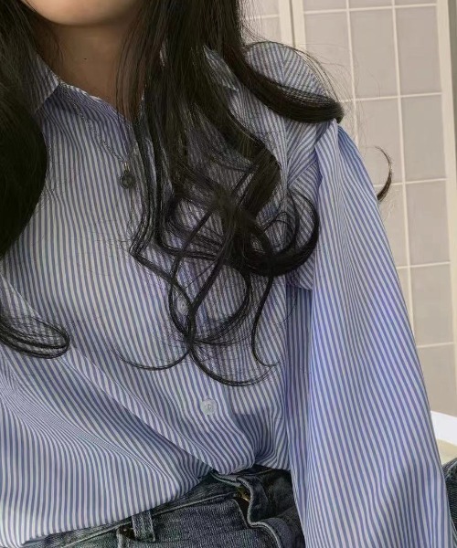 Diosfront（ディオスフロント）の「ストライプオーバールーズシャツ（シャツ/ブラウス・レディース・ブラック/ブルー/グリーン/ピンク/レッド・S/M/L）」の18枚目の写真