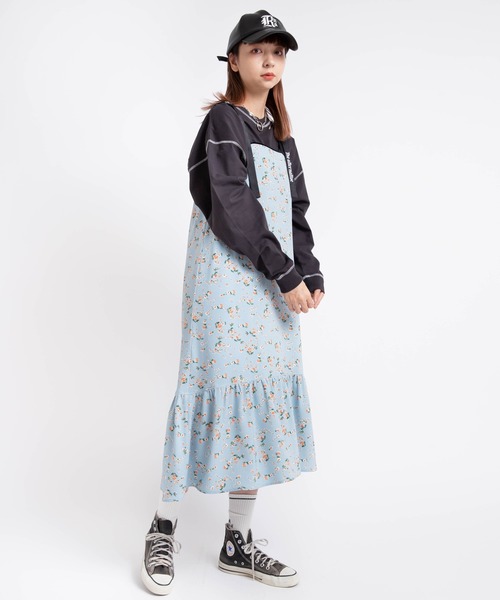 RNA(アールエヌエー)の「D1565 フラワープリントキャミワンピース(ワンピース・レディース・ブラック/サックスブルー/イエロー・MEDIUM)」の19枚目の写真