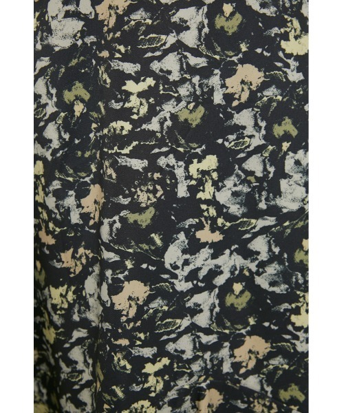 rienda（リエンダ）の「ウェーブヘムフレアスカート（スカート・レディース・シルバー/ブラック系その他/パープル系その他・SMALL/MEDIUM）」の8枚目の写真