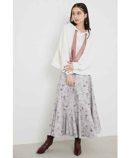 rienda（リエンダ）の「ウェーブヘムフレアスカート（スカート・レディース・シルバー/ブラック系その他/パープル系その他・SMALL/MEDIUM）」の5枚目の写真