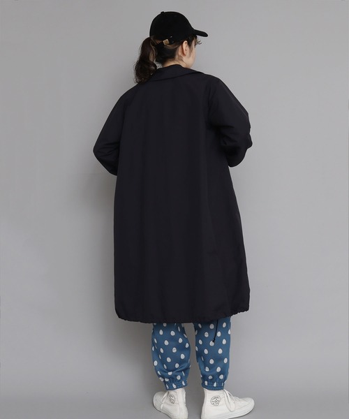 I am I in fact...（アイアムアイインファクト）の「ナイロンタッサー ラウンドカラーコーチコート（その他アウター・レディース・グリーン/レッド/ブラック・FREE）」の13枚目の写真