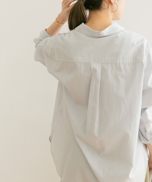 URBAN RESEARCH(アーバンリサーチ)の「ロングカフスシャツ(シャツ/ブラウス・レディース・オフホワイト/ストライプ・FREE)」の13枚目の写真