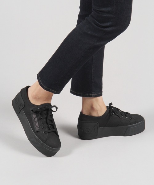 SUPERGA(スペルガ)の「SUPERGA/SUPERGA LOUD(レディース) 2945289(スニーカー・レディース・ホワイト/ブラック・SMALL/MEDIUM)」の3枚目の写真