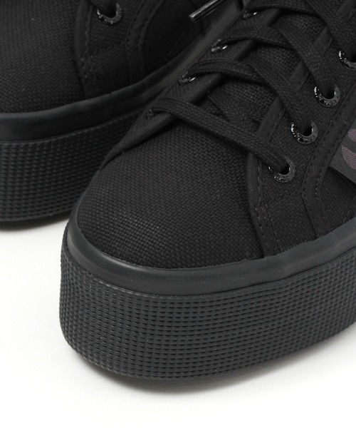 SUPERGA(スペルガ)の「SUPERGA/SUPERGA LOUD(レディース) 2945289(スニーカー・レディース・ホワイト/ブラック・SMALL/MEDIUM)」の8枚目の写真