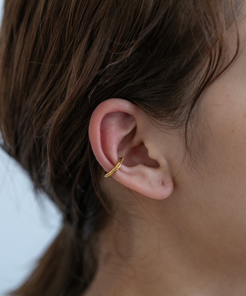 PAS TIERRA（パティエラ）の「【Lien】ミルプチイヤーカフ（イヤーカフ・レディース・イエローゴールド・FREE）」の2枚目の写真