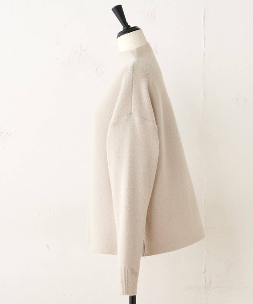 BEARDSLEY（ビアズリー）の「ニットフレアスカートとセットアップで着られる ボトルネックプルオーバー（ニット/セーター・レディース・ベージュ/グレー・FREE）」の18枚目の写真