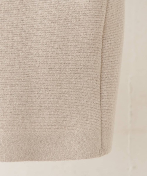 BEARDSLEY（ビアズリー）の「ニットフレアスカートとセットアップで着られる ボトルネックプルオーバー（ニット/セーター・レディース・ベージュ/グレー・FREE）」の9枚目の写真