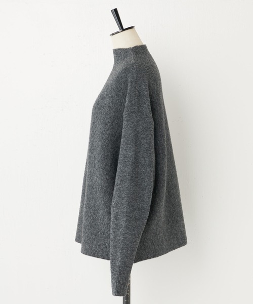 BEARDSLEY（ビアズリー）の「ニットフレアスカートとセットアップで着られる ボトルネックプルオーバー（ニット/セーター・レディース・ベージュ/グレー・FREE）」の20枚目の写真