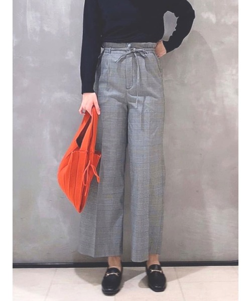 Te chichi TERRASSE（テチチテラス）の「ウエストリボンストレートパンツ（その他パンツ・レディース・ブラック/ベージュ/ブラウン/グレー・ﾌﾘ-）」の3枚目の写真