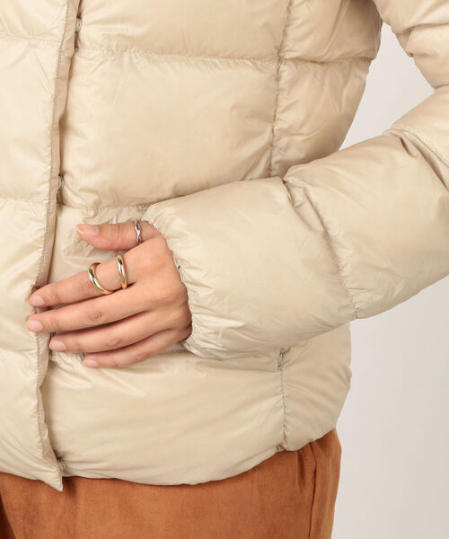 Pyrenex（ピレネックス）の「【PYRENEX/ピレネックス】CANNES ライトショートダウンジャケット（ダウンジャケット/コート・レディース・ネイビー/ブラック/ライトグレー・38）」の9枚目の写真