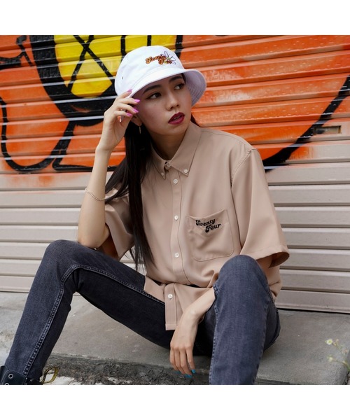 24karats(トゥウェンティーフォーカラッツ)の「EMB Logo Shirt(シャツ/ブラウス・メンズ・ブラウン/ブラック・MEDIUM/LARGE/SMALL/X-LARGE)」の15枚目の写真