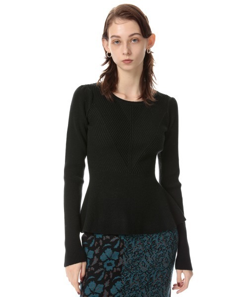 SLY(スライ)の「PEPLUM HG TOPS ペプラム ハイゲージ トップス(ニット/セーター・レディース・ベージュ/アイボリー/ブラック/ターコイズブルー・FREE)」の3枚目の写真