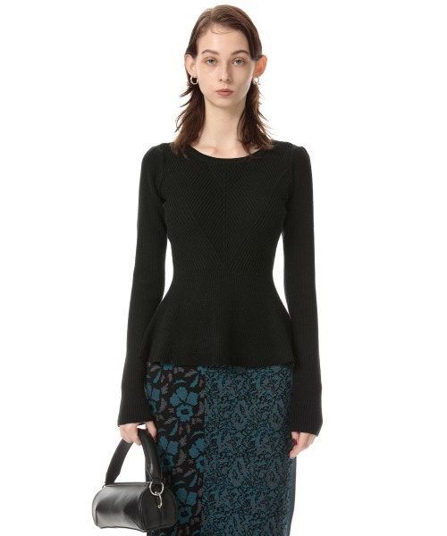 SLY(スライ)の「PEPLUM HG TOPS ペプラム ハイゲージ トップス(ニット/セーター・レディース・ベージュ/アイボリー/ブラック/ターコイズブルー・FREE)」の5枚目の写真