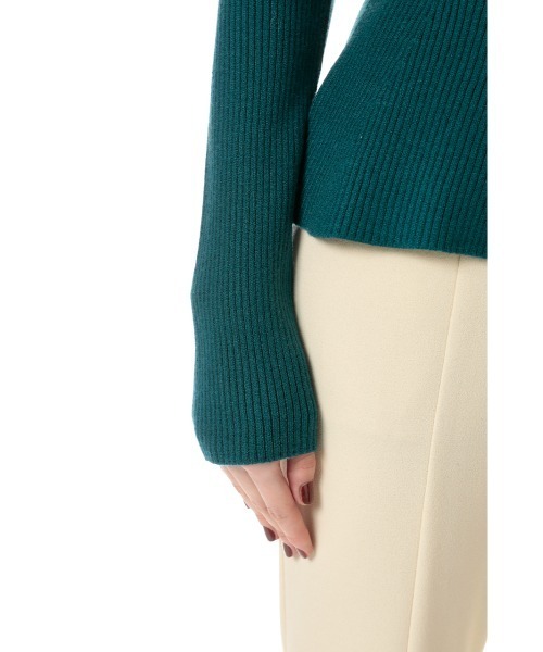 SLY(スライ)の「PEPLUM HG TOPS ペプラム ハイゲージ トップス(ニット/セーター・レディース・ベージュ/アイボリー/ブラック/ターコイズブルー・FREE)」の22枚目の写真