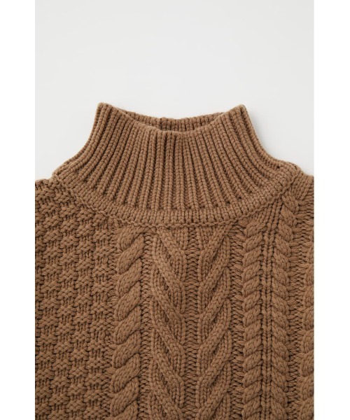 MOUSSY（マウジー）の「BACK OPEN CABLE ニット（ニット/セーター・レディース・ブラック/ベージュ/アイボリー/キャメル・FREE）」の7枚目の写真