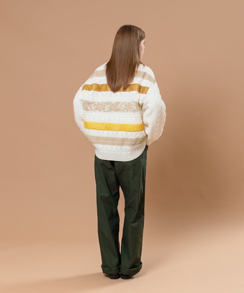 MUHET(ミュエータ)の「ケーブルデザインニット(ニット/セーター・レディース・オフホワイト/グリーン・SMALL/MEDIUM/X-LARGE)」の12枚目の写真