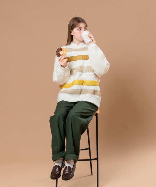 MUHET(ミュエータ)の「ケーブルデザインニット(ニット/セーター・レディース・オフホワイト/グリーン・SMALL/MEDIUM/X-LARGE)」の16枚目の写真