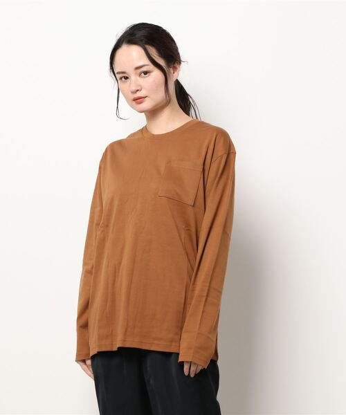 GIORDANO（ジョルダーノ）の「[ GIORDANO ] ルーズシルエットドロップショルダーロングスリーブTシャツ（長袖）（Tシャツ/カットソー・レディース・ブラウン/カーキ/ブルー/ホワイト/ブラック/ライトパープル/グレー・MEDIUM/LARGE/SMALL/XX-LARGE/X-LARGE）」の16枚目の写真