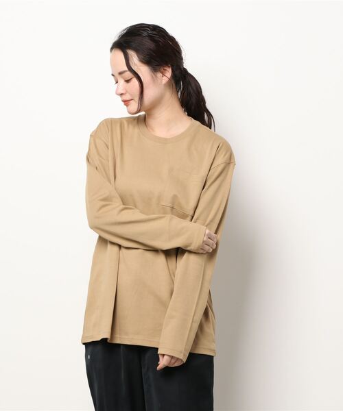 GIORDANO（ジョルダーノ）の「[ GIORDANO ] ルーズシルエットドロップショルダーロングスリーブTシャツ（長袖）（Tシャツ/カットソー・レディース・ブラウン/カーキ/ブルー/ホワイト/ブラック/ライトパープル/グレー・MEDIUM/LARGE/SMALL/XX-LARGE/X-LARGE）」の20枚目の写真