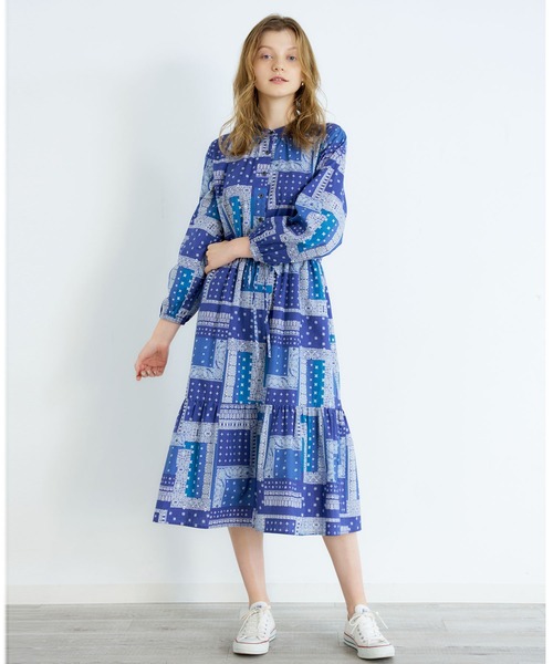 MILKFED.(ミルクフェド)の「BANDANA PRINT DRESS(ワンピース・レディース・ネイビー/オリーブ/ホワイト・ONE SIZE)」の1枚目の写真