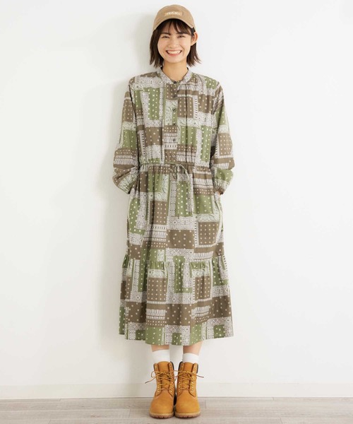 MILKFED.(ミルクフェド)の「BANDANA PRINT DRESS(ワンピース・レディース・ネイビー/オリーブ/ホワイト・ONE SIZE)」の17枚目の写真