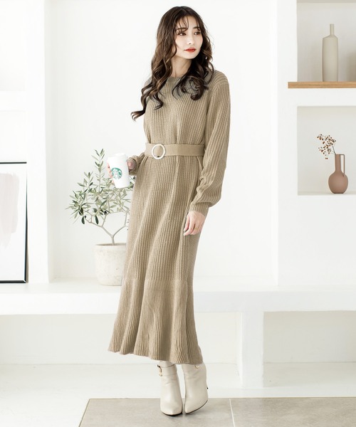 Julia Boutique（ジュリアブティック）の「ベルト付きローゲージニットマーメイドワンピース/21592（ワンピース・レディース・ベージュ/ブラック/アイボリー/ブルー・ONE）」の19枚目の写真