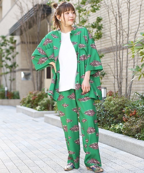 チチカカ（チチカカ）の「【ユニセックス】アソートビッグシャツ（シャツ/ブラウス・レディース・ブラック/ブラウン/グリーン・FREE）」の8枚目の写真