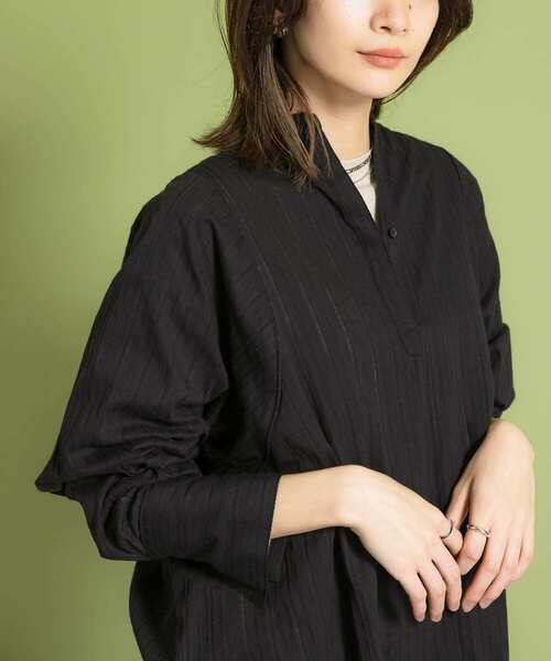 KBF（ケイビーエフ）の「ボリュームスリーブキーネックブラウス（シャツ/ブラウス・レディース・ブラック/オフホワイト/アイボリー・ONE）」の13枚目の写真