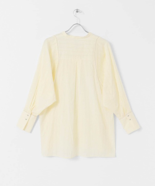 KBF（ケイビーエフ）の「ボリュームスリーブキーネックブラウス（シャツ/ブラウス・レディース・ブラック/オフホワイト/アイボリー・ONE）」の17枚目の写真