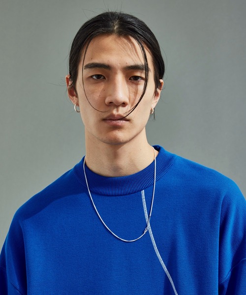 UNITED TOKYO（ユナイテッドトウキョウ）の「オーバーサイズステッチニット（ニット/セーター・メンズ・グレー/アイボリー/ブルー/ブラック・2/1）」の12枚目の写真