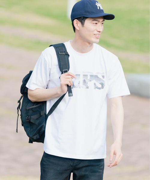 Blue Standard (ブルースタンダード)の「【BLUE STANDARD/ブルースタンダード】汗染みの目立ちにくいTシャツ ZEROSTAIN サーフプリントTシャツ(Tシャツ/カットソー・メンズ・ブルー/その他3/ピンク系その他/チャコールグレー/その他2/ホワイト系その他/サックスブルー/ネイビー/その他1/ホワイト・X-LARGE/SMALL/MEDIUM/LARGE)」の10枚目の写真